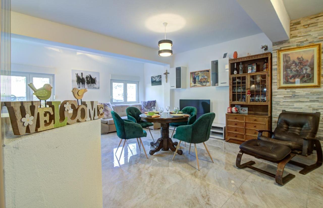 House Of Velebit Adria Apartamento Senj  Exterior foto