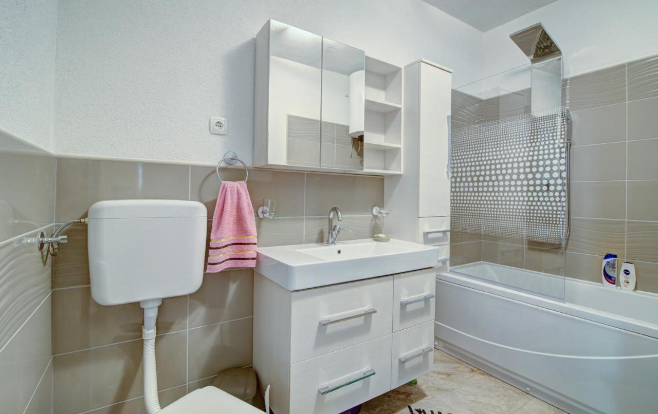 House Of Velebit Adria Apartamento Senj  Exterior foto